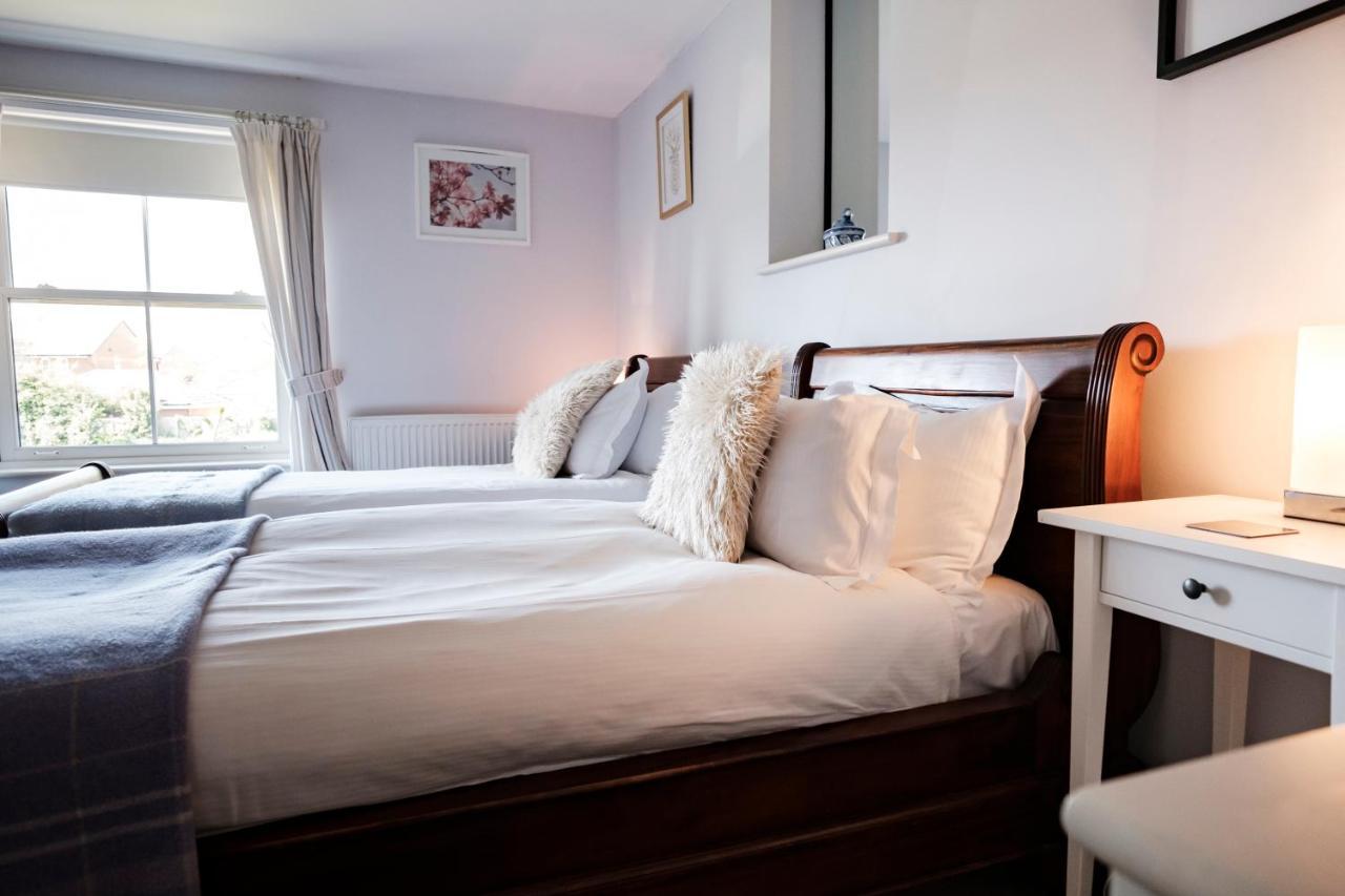 The Bower Inn Bridgwater Ngoại thất bức ảnh A bedroom at the Old Mill