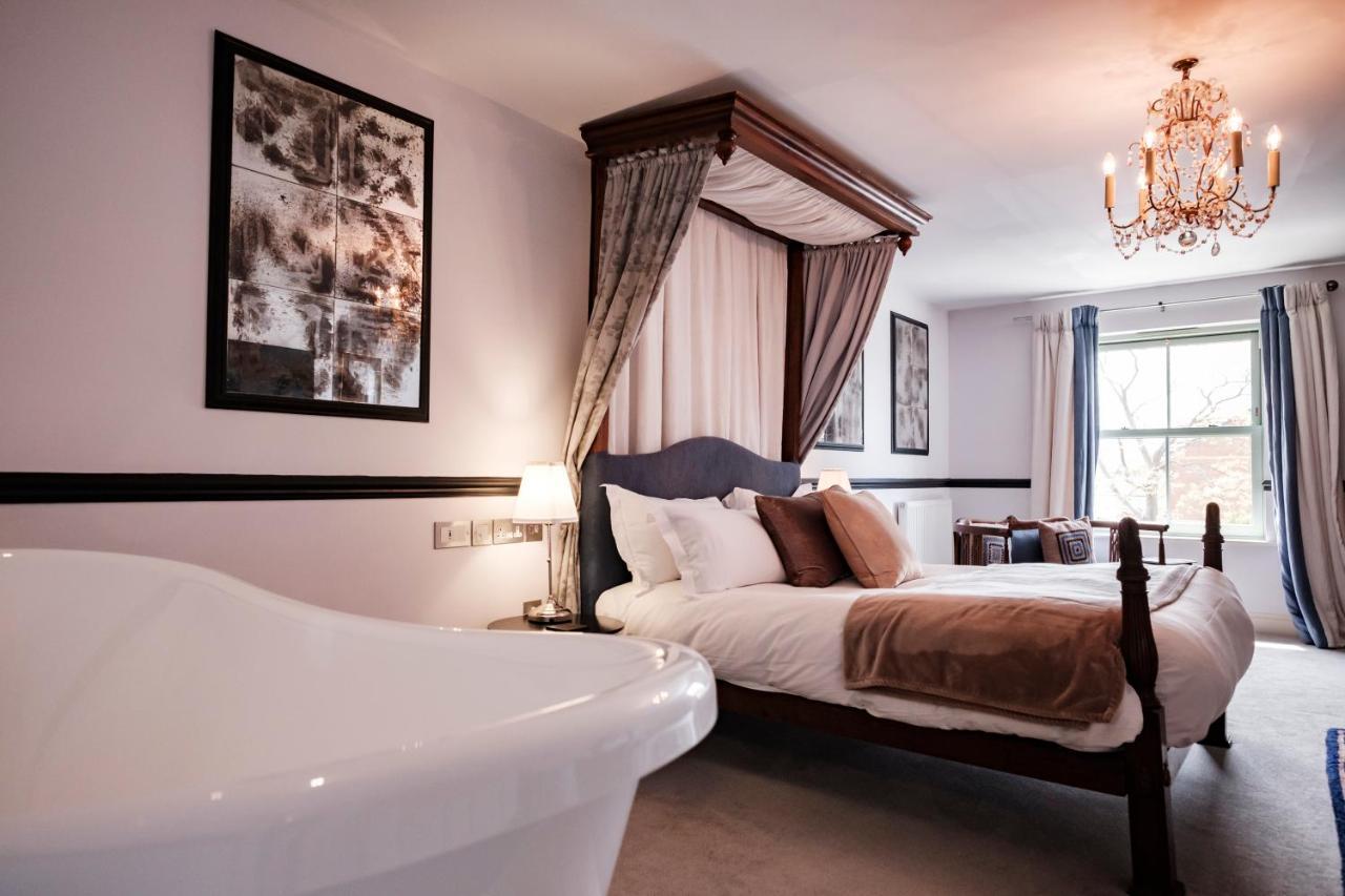 The Bower Inn Bridgwater Ngoại thất bức ảnh The hotel's suite